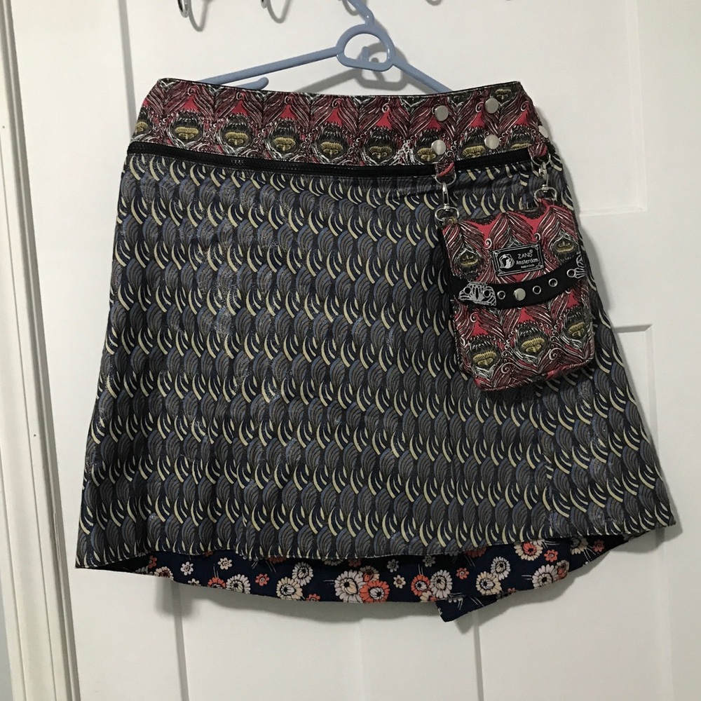 Zand Amsterdam Reversible Adjustable Skirt